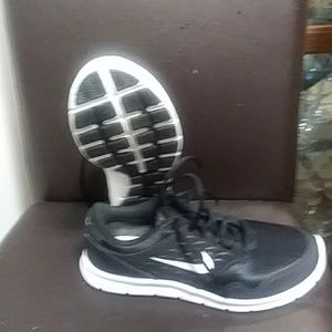 Nike shoes worn once
